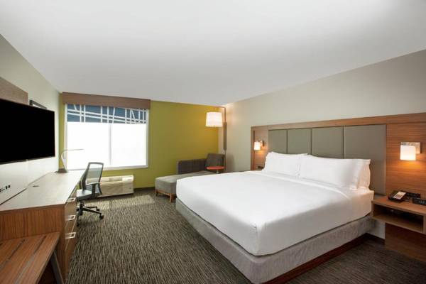 Workspace - Holiday Inn Express Hotel & Suites Columbus an IHG Hotel