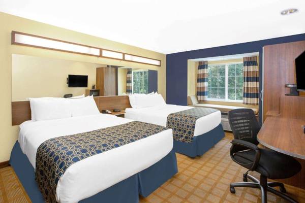 Workspace - Microtel Inn & Suites - Kearney