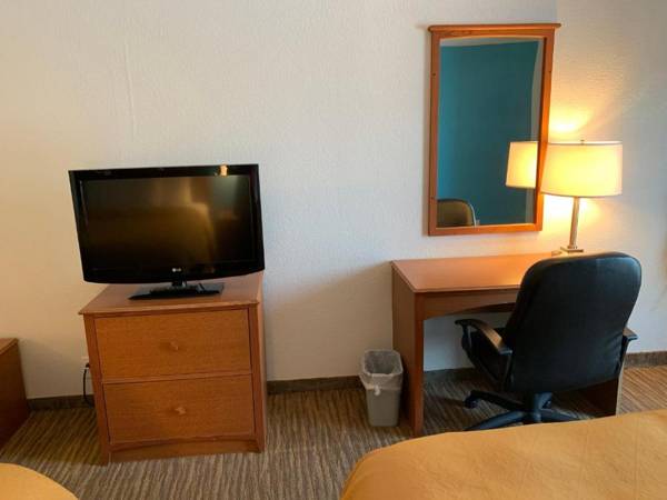 Workspace - Motel 6-Lincoln NE - Airport