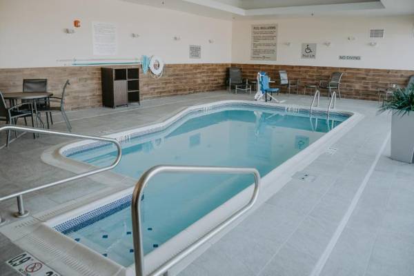 Fairfield Inn & Suites by Marriott Lincoln Airport