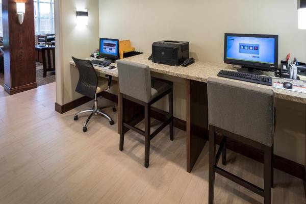 Workspace - Staybridge Suites Omaha West an IHG Hotel