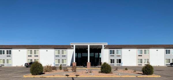 Scottsbluff Inn