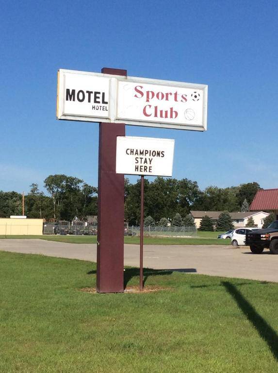 Sports Club Motel