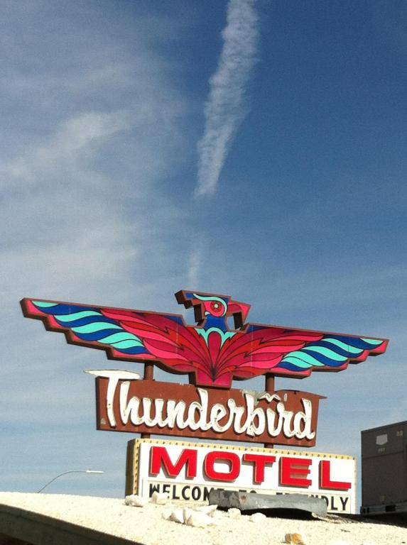 Thunderbird Motel