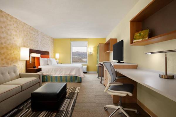 Workspace - Home2 Suites By Hilton Elko