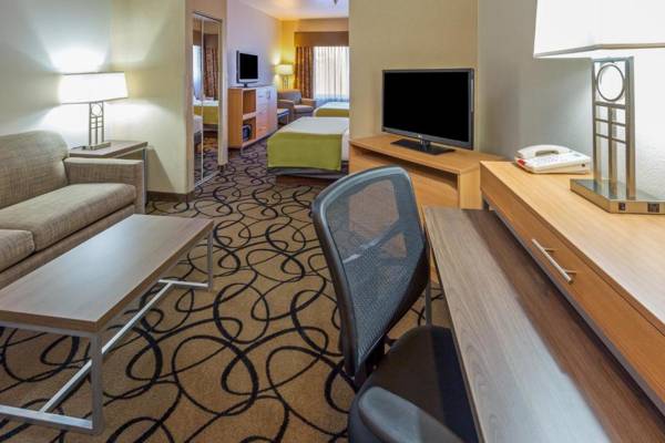Workspace - Holiday Inn Express Hotel and Suites - Henderson an IHG Hotel