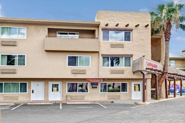 Super 8 by Wyndham Las Vegas North Strip/Fremont St. Area