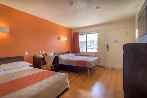 Motel 6-Las Vegas NV - I-15 Stadium