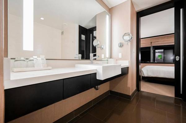 StripViewSuites at Vdara