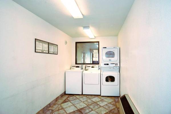 Motel 6-Reno NV - West