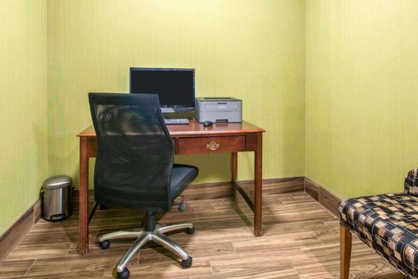 Workspace - Quality Inn Loudon/Concord