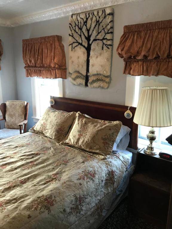 Maple Hill Farm Bed & Breakfast