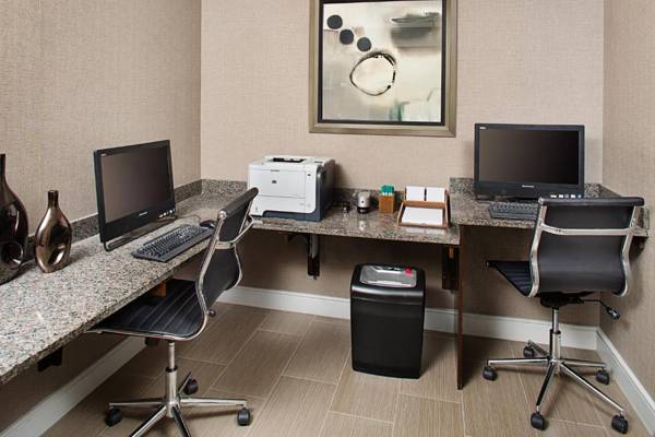 Workspace - Homewood Suites by Hilton Portsmouth