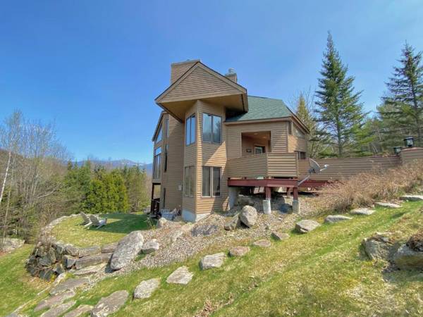 C3 Crawford Ridge Townhome with Mt Washington views - just a short walk from ski lodge and slopes