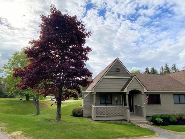 F5 Renovated home on golf course in Bretton Woods AC