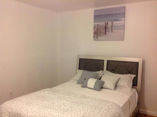 Mojoy Homesuites At Runyon