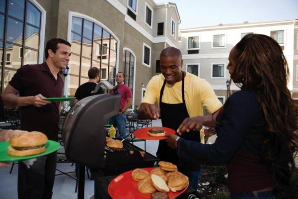 Staybridge Suites Albuquerque North an IHG Hotel