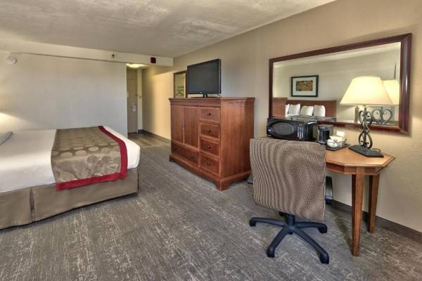 Workspace - Ramada by Wyndham Albuquerque Midtown