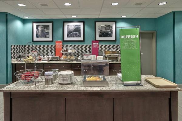 Hampton Inn & Suites Albuquerque Airport