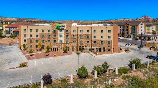 Holiday Inn Express & Suites Gallup East an IHG Hotel