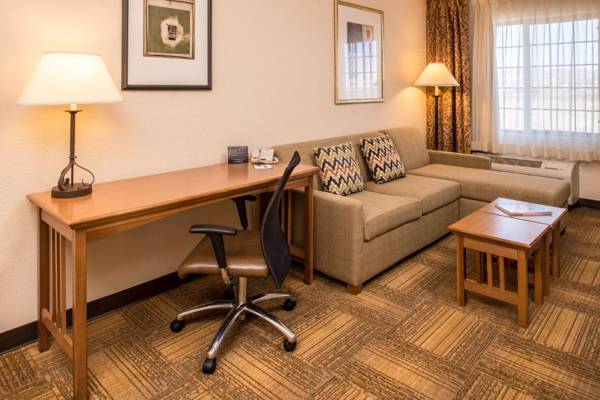 Workspace - Staybridge Suites Las Cruces an IHG Hotel