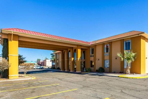 Rodeway Inn & Suites