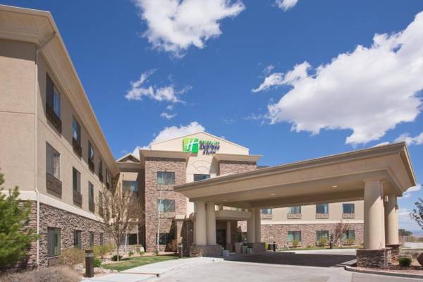 Holiday Inn Express and Suites Los Alamos Entrada Park an IHG Hotel