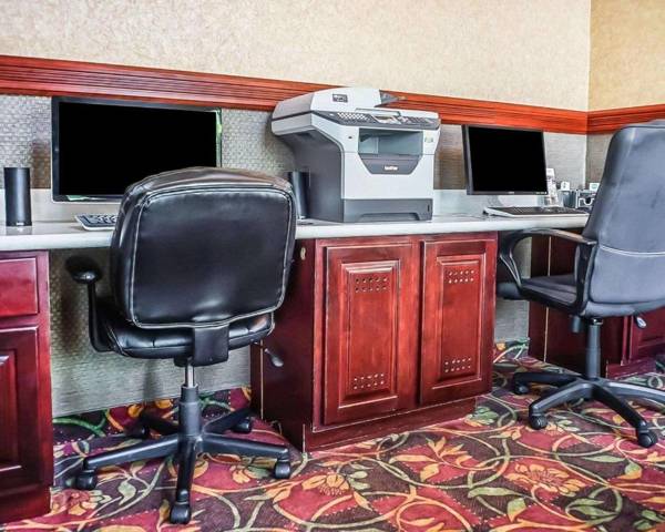 Workspace - Quality Inn & Suites Roswell