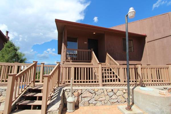 Crown Point Owners Association a VRI resort