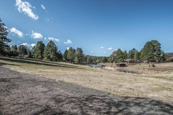 Bogie 5 Bedrooms Pool Table Hot Tub WiFi Sleeps 12