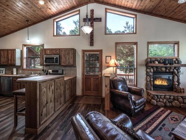 Homer's Hideaway 3 Bedrooms Sleeps 8 Pets Welcome Ping Pong