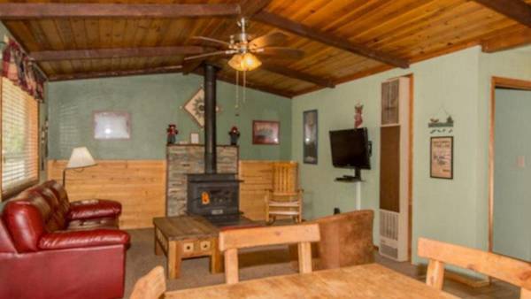 Roadrunner - Cozy Whirlpool Cabin in Upper Canyon