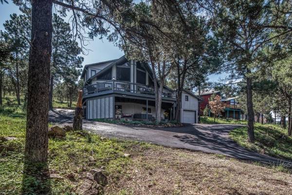 Gray Wolf Lodge 4 Bedrooms Hot Tub Mountain View Pool Table Sleeps 9