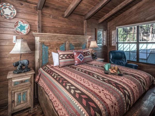 Midtown Riverfront 2 2 Bedrooms Sleeps 4