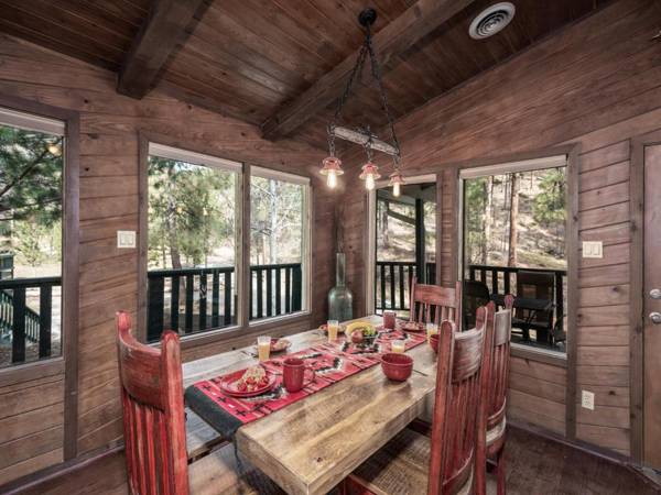 Midtown Riverfront 4 4 Bedrooms Hot Tub Sleeps 12