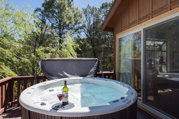 Cowboys Indians and Outlaws 3 Bedrooms Game Room Sleeps 8