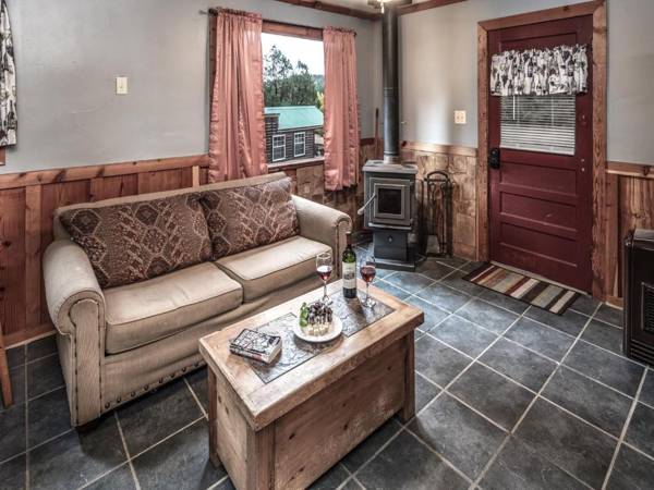 Windchaser 1 Bedroom Wood Burning Stove Midtown Sleeps 3