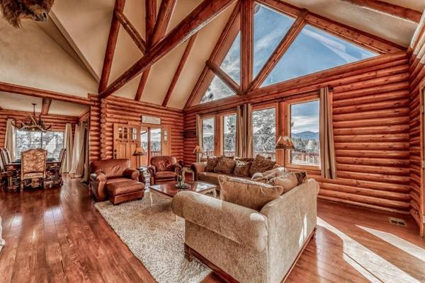 Big Sky 6 BRs Loft Decks Gameroom Sleeps 16