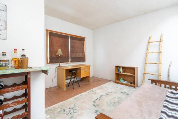 Kiva Cottage 2 Bedrooms Upgraded WiFi Patio Fireplace Sleeps 6