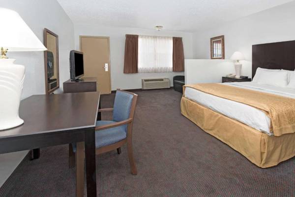 Days Inn & Suites by Wyndham Santa Rosa