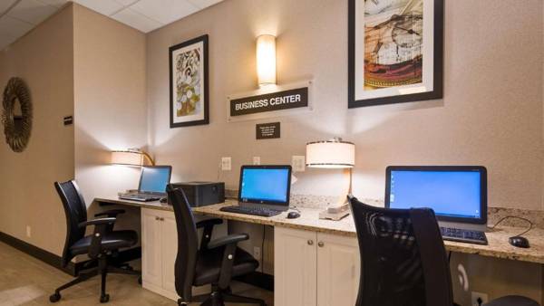 Workspace - SureStay Plus Hotel by Best Western Albany Airport