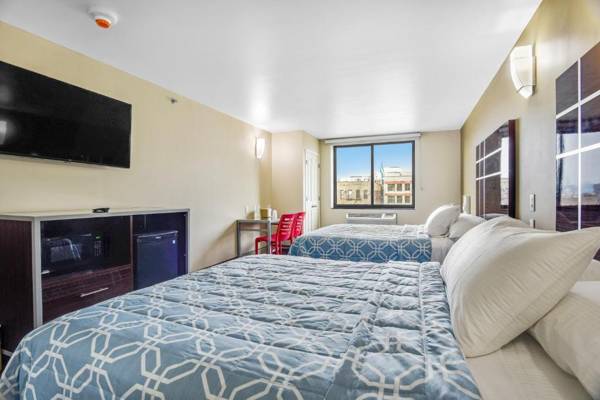 Brooklyn Broadway Hotel