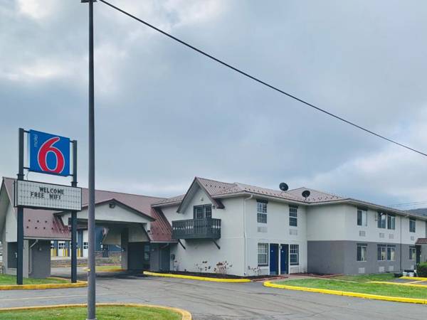 Motel 6 McGraw NY - Cortland