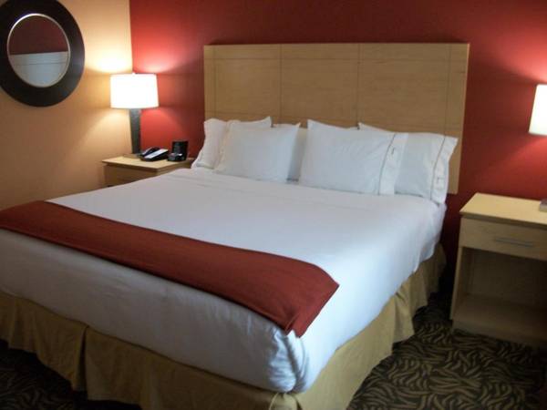 Holiday Inn Express - Cortland an IHG Hotel