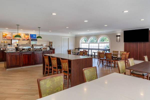 Comfort Inn & Suites East Greenbush - Albany