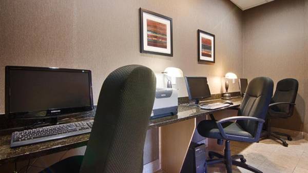 Workspace - Ramada by Wyndham East Syracuse Carrier Circle