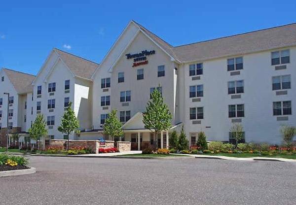 TownePlace Suites Republic Airport Long Island Farmingdale