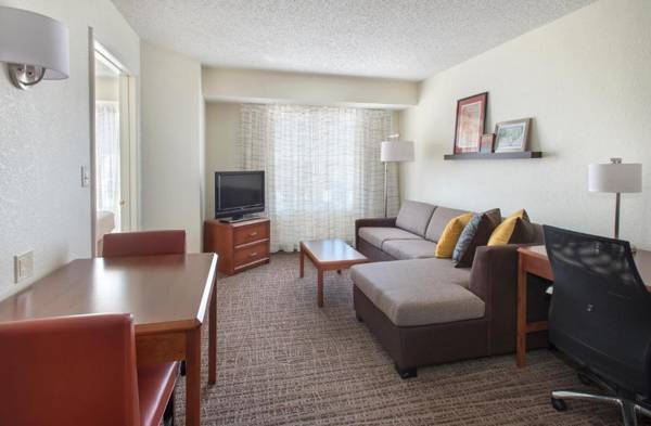 Workspace - Residence Inn Long Island Hauppauge/Islandia