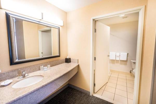 Courtyard by Marriott Kingston