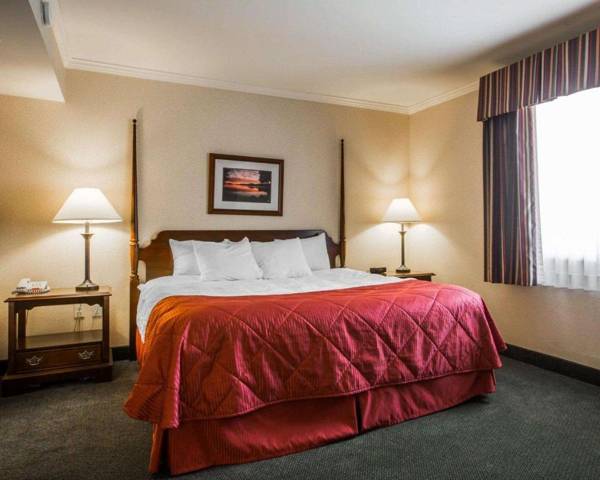 Clarion Inn & Suites Lake George